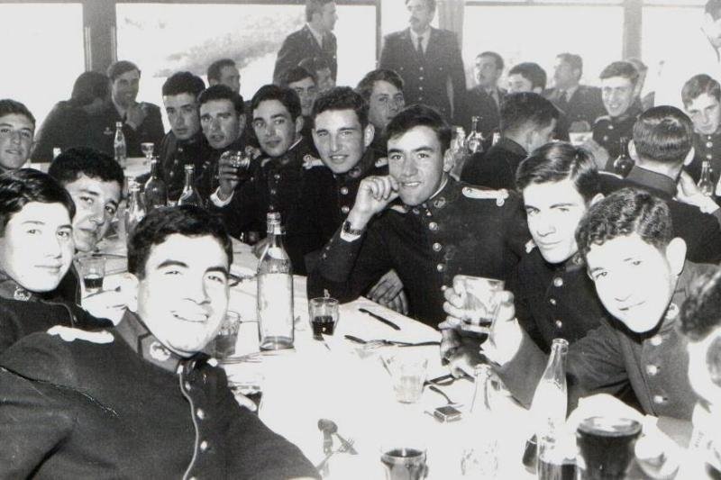 1977 - Foto 03 - Comida