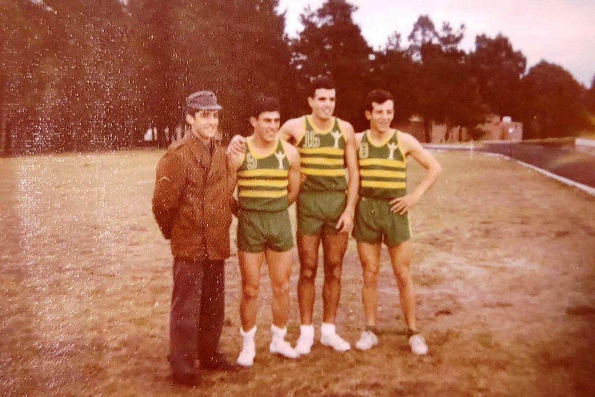 1977 - Foto 02 - Cancha fútbol vieja