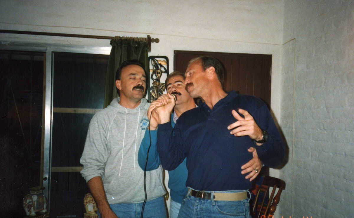 Fotos curiosas - Foto 09 - Solanos cantores, Phuket, Tailandia,1993