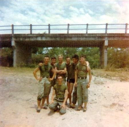 1974 - Foto 04 - Grp. 1 Secc