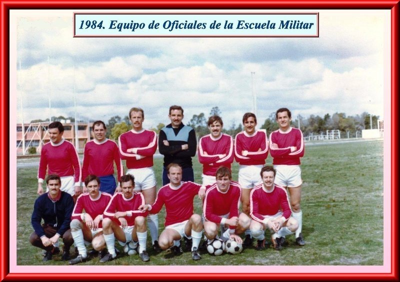 Oficiales - Foto 10 - EM, 1984