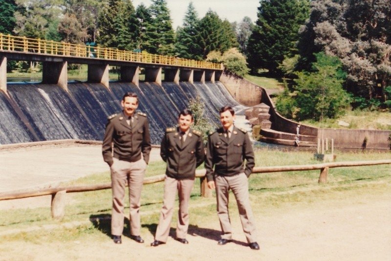 Oficiales - Foto 07 - Minas, 1992