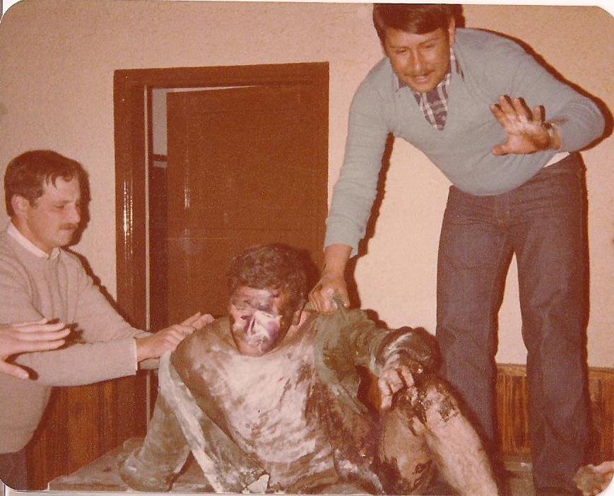 Oficiales - Foto 07 - Despedida soltero, 1983