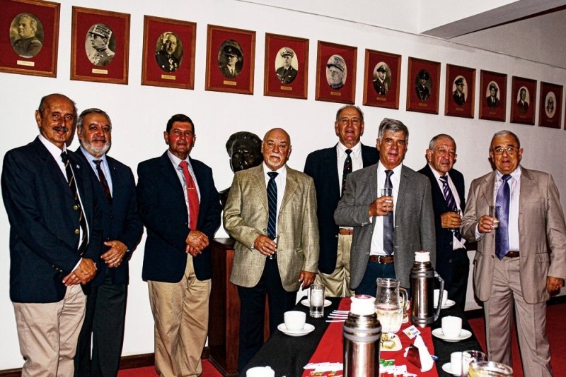 Oficiales - Foto 12 - Salón de Honor EM