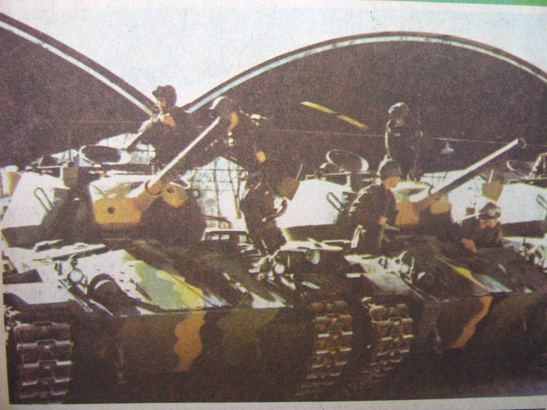Fotos históricas - Foto 13 - Tanques y cobertizo 13